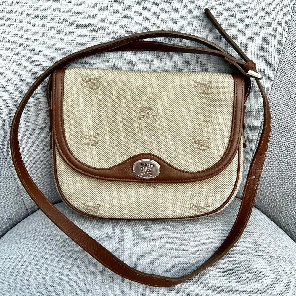Burberry crossbody bag - Picture 1 of 10